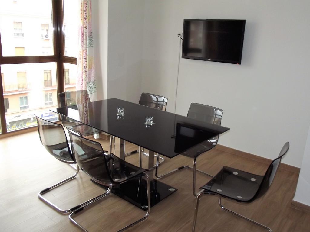 מדריד Cinque Terre Apartments חדר תמונה